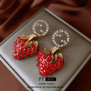 Vintage Temperament Luxury Strawberry Earrings