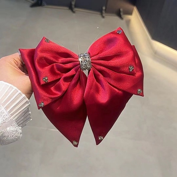 Red bow